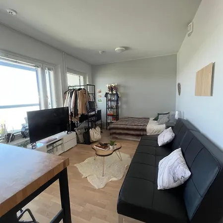 Valoisa Yksioe Espoossa Metron Vieressae Apartmán